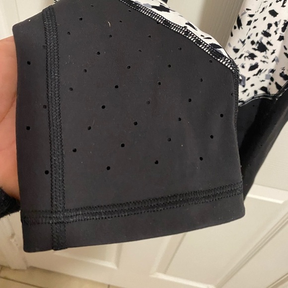 Athleta Black White Cropped Leggings SP - Picture 7 of 9